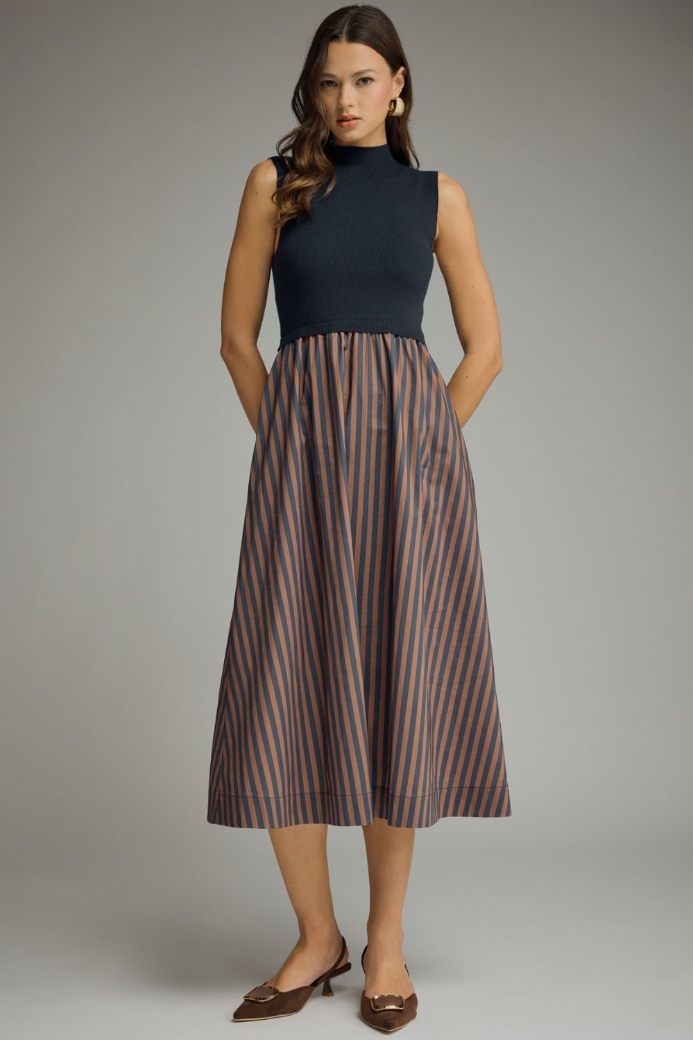 Slvless Mock Neck Skirt Dress