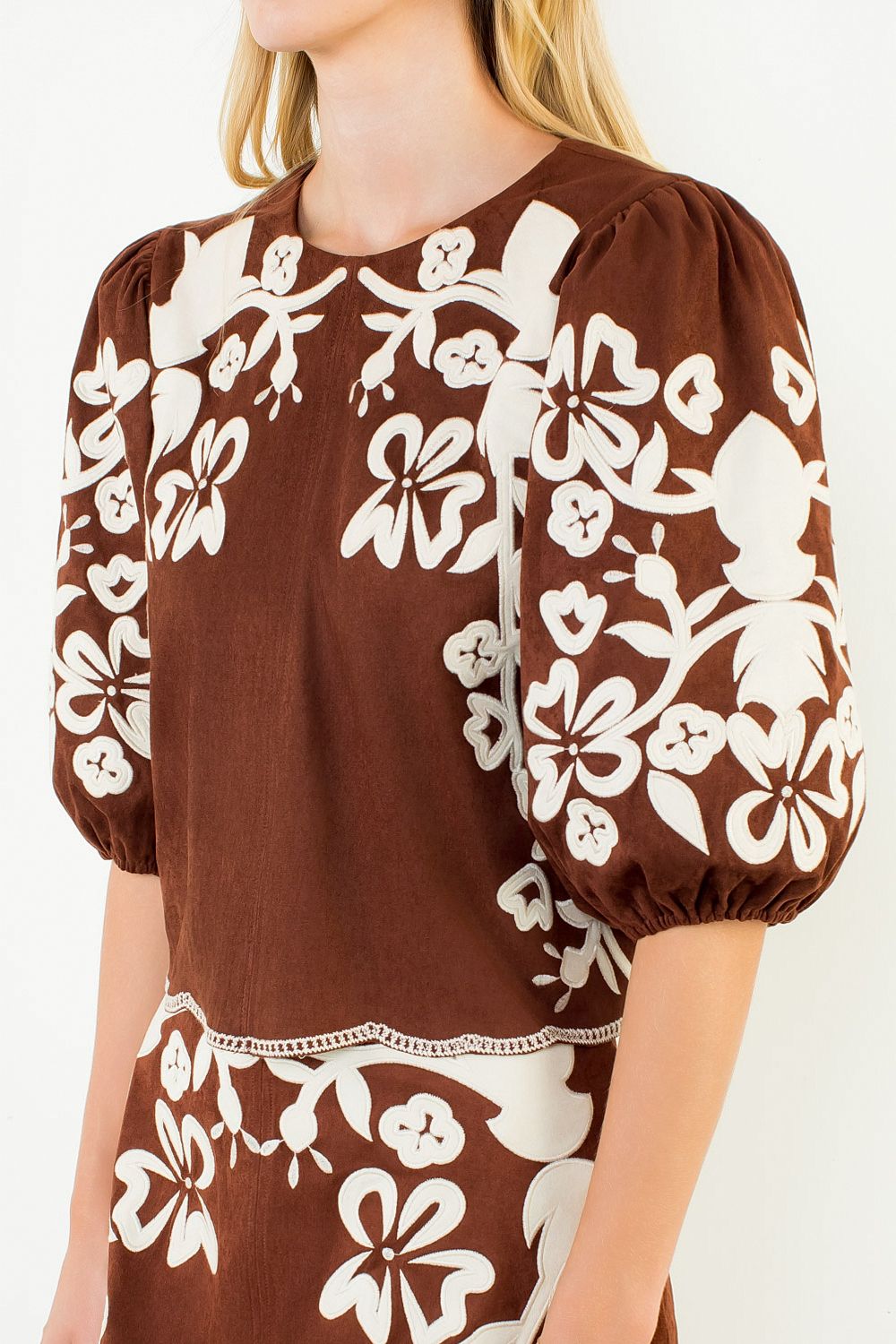 Emb. Crop Top